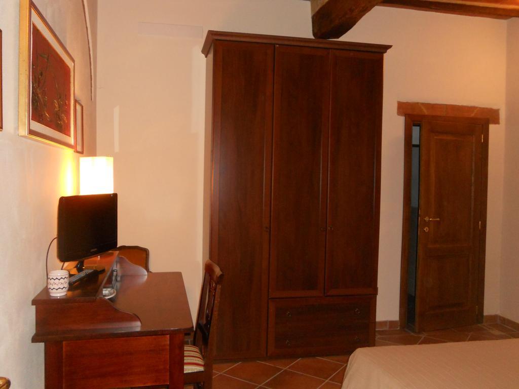 Casa Vacanze L'Oliveta Siena Exterior foto