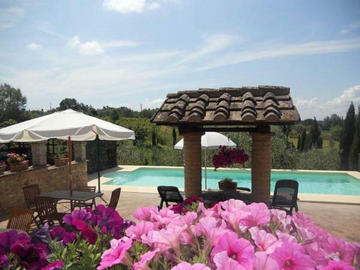 Casa Vacanze L'Oliveta Siena Exterior foto